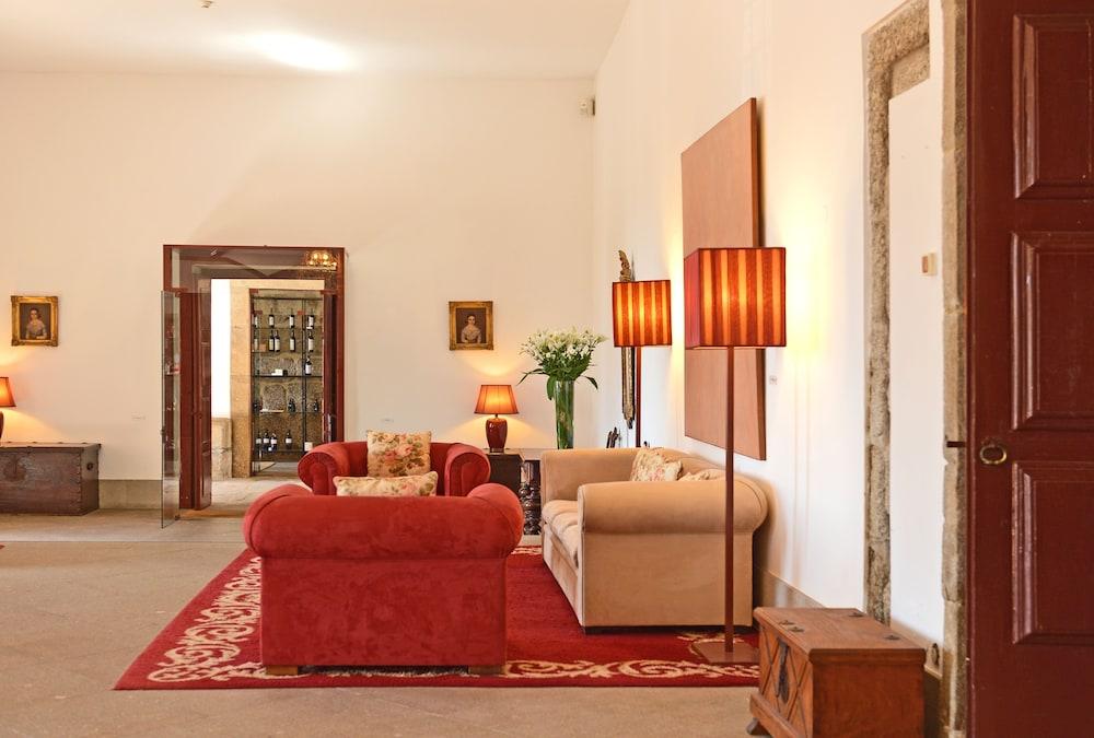Pousada Mosteiro De Guimarães Esterno foto The interior of the Pousada de Óbidos
